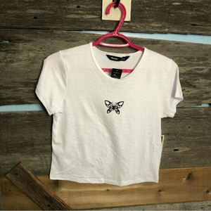 𝅺bluenotes Size Med NWT White, Butterfly Baby Tee